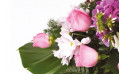 Zoom 1 image de Memory, composition florale de deuil rose- Entrefleuristes
