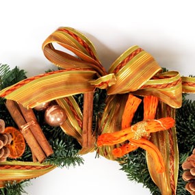 mosaïque : nœud de la Couronne de Noël Un Hiver en Provence | Entrefleuristes mosaïque : nœud de la Couronne de Noël Un Hiver en Provence | Entrefleuristes