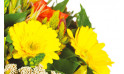 zoom sur les gerberas jaunes du bouquet | Entrefleuristes
