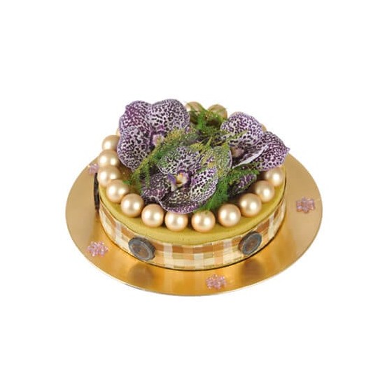 image du Gâteau floral Prunelle & Petits Pois | Entrefleuristes image du Gâteau floral Prunelle & Petits Pois | Entrefleuristes